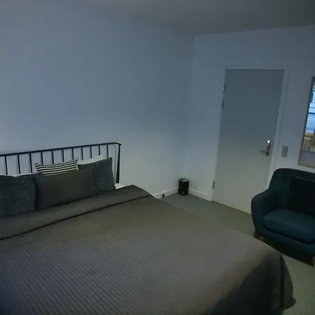 Svaleholm Gaard Roskilde Apart-hotel *