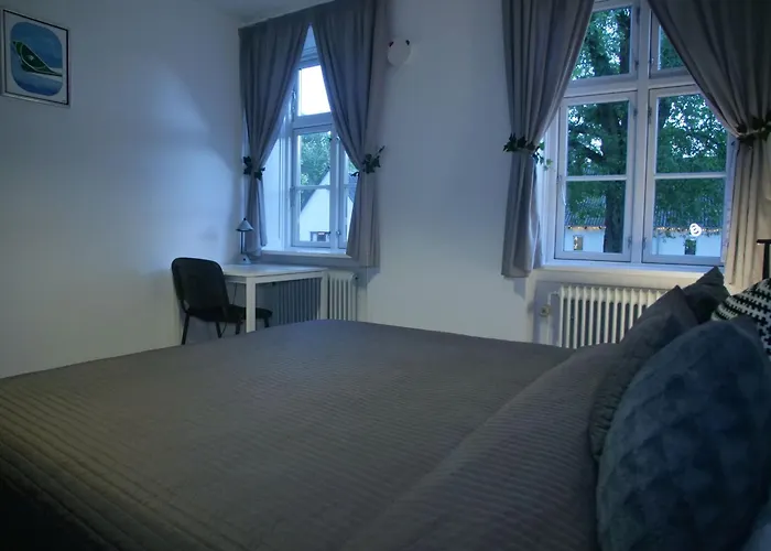 Svaleholm Gaard Roskilde Apartahotel Veddelev